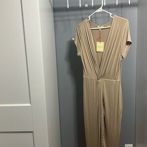 Soft Beige long dress!